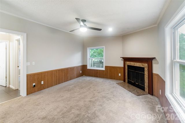 3902 Sharyn Drive, Charlotte, NC 28214