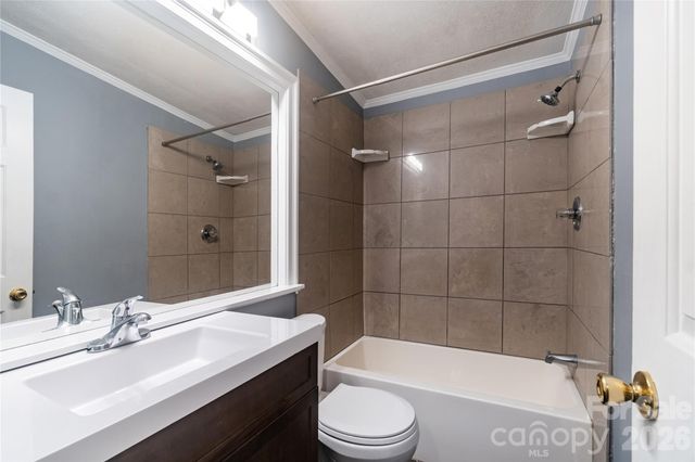 3902 Sharyn Drive, Charlotte, NC 28214