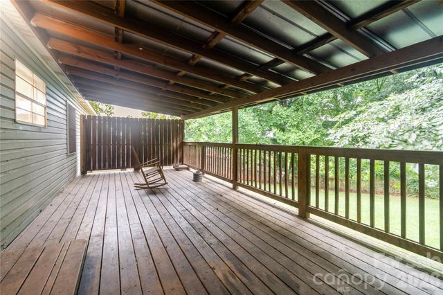 3902 Sharyn Drive, Charlotte, NC 28214