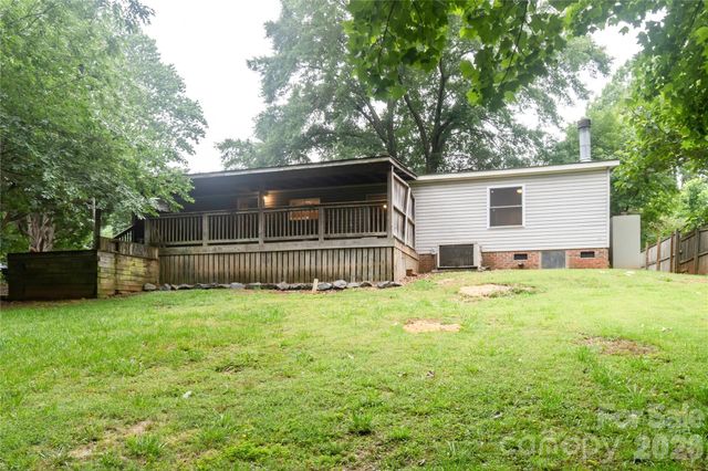 3902 Sharyn Drive, Charlotte, NC 28214