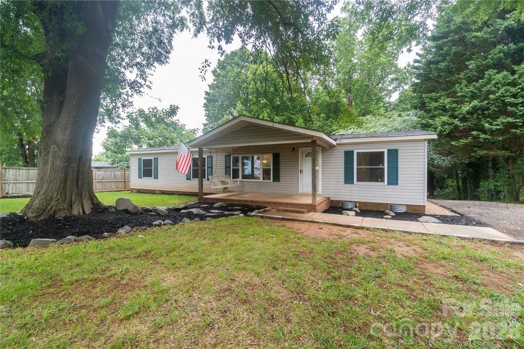 3902 Sharyn Drive, Charlotte, NC 28214