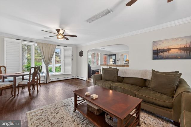 1369 SHEEP HILL RD, Pottstown, PA 19465