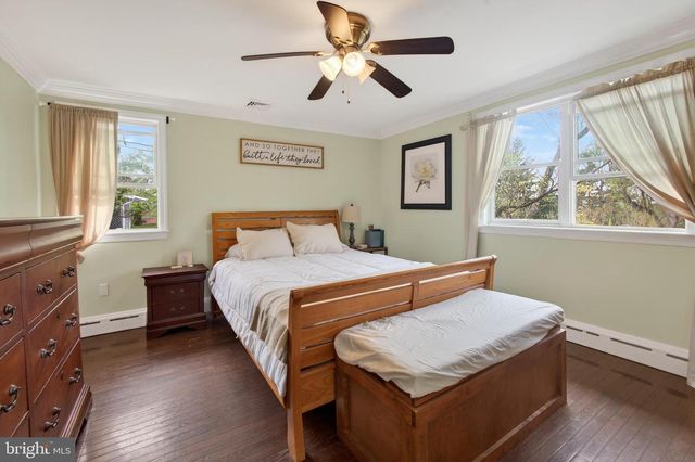 1369 SHEEP HILL RD, Pottstown, PA 19465