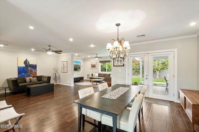 3328 E TURNEY Avenue, Phoenix, AZ 85018