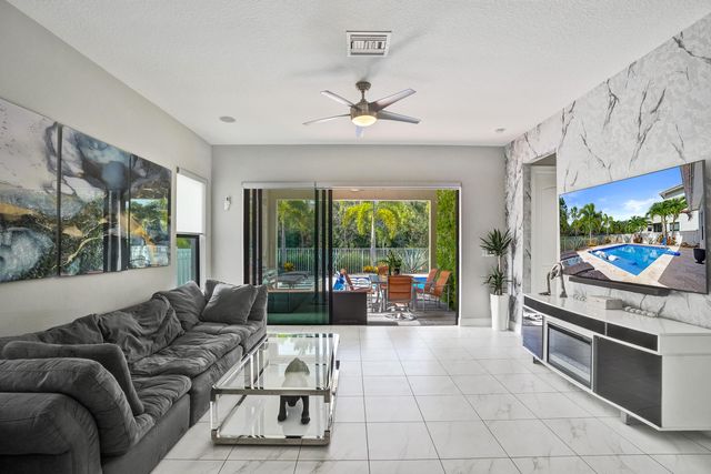 8655 NW 39TH Court, Coral Springs, FL 33065