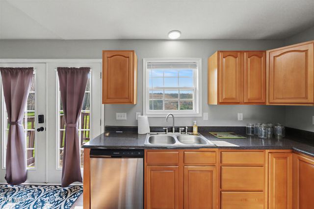 1630 Whitehouse Road, Greeneville, TN 37745