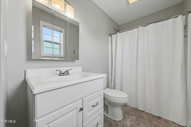 1630 Whitehouse Road, Greeneville, TN 37745