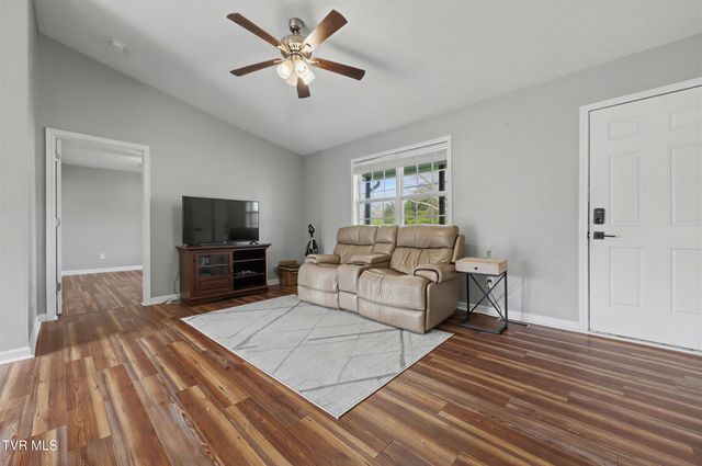 1630 Whitehouse Road, Greeneville, TN 37745