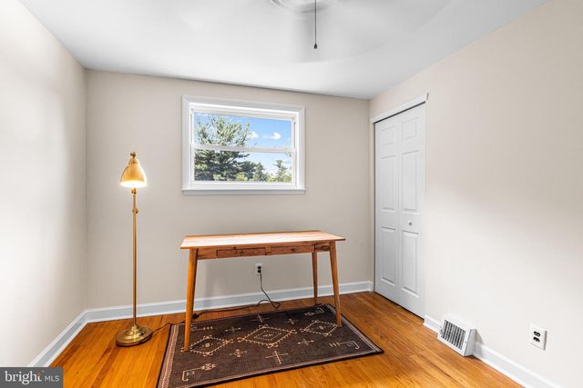 6551 LAWNTON ST, Philadelphia, PA 19128