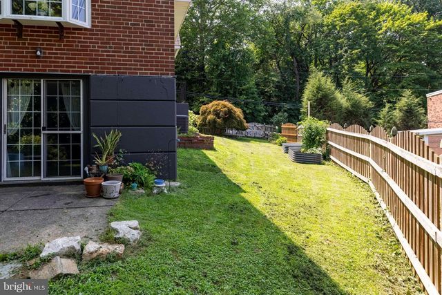 6551 LAWNTON ST, Philadelphia, PA 19128