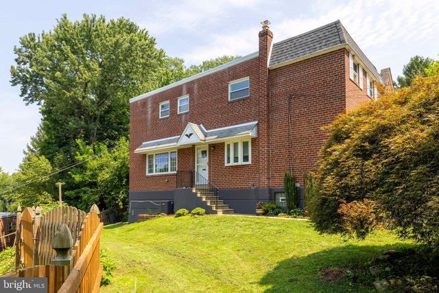 6551 LAWNTON ST, Philadelphia, PA 19128