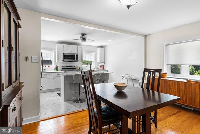 6551 LAWNTON ST, Philadelphia, PA 19128