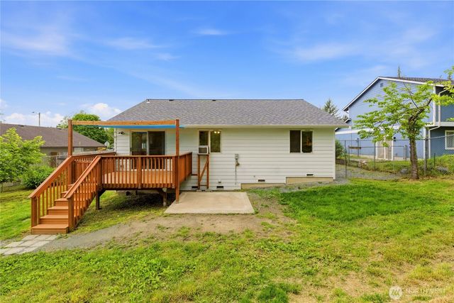 902 Fir Avenue, Sultan, WA 98294