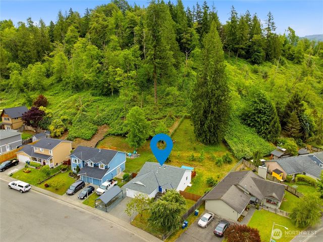 902 Fir Avenue, Sultan, WA 98294
