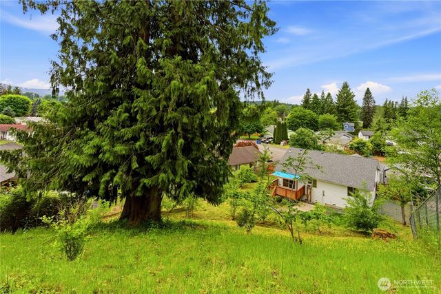 902 Fir Avenue, Sultan, WA 98294