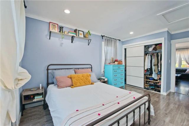 2718 7th Avenue, Los Angeles, CA 90018