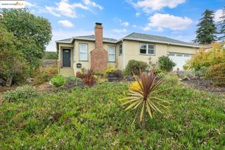 3300 Columbian Drive, Oakland, CA 94605