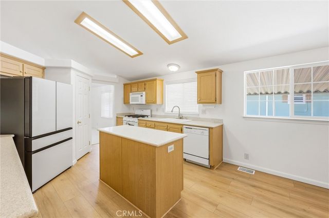 24414 University Ave 49, Loma Linda, CA 92354