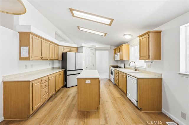 24414 University Ave 49, Loma Linda, CA 92354