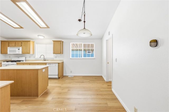 24414 University Ave 49, Loma Linda, CA 92354