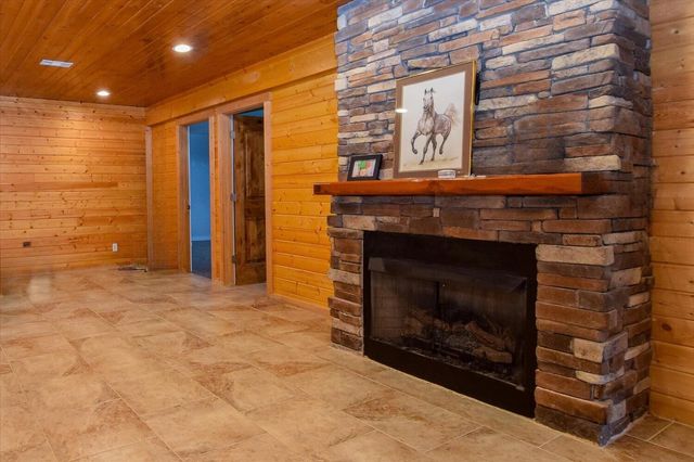 71 Antietam Hill RD, Daleville, VA 24083