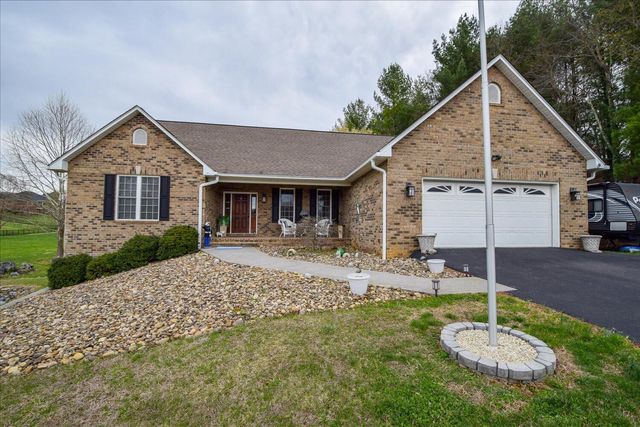 71 Antietam Hill RD, Daleville, VA 24083