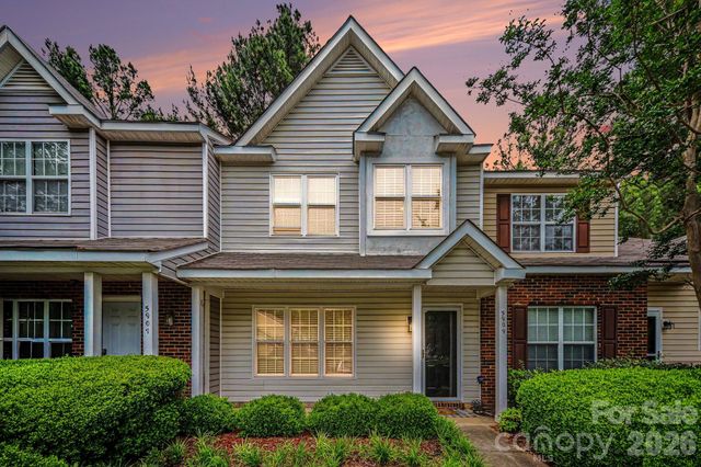 5909 Cougar Lane, Charlotte, NC 28269