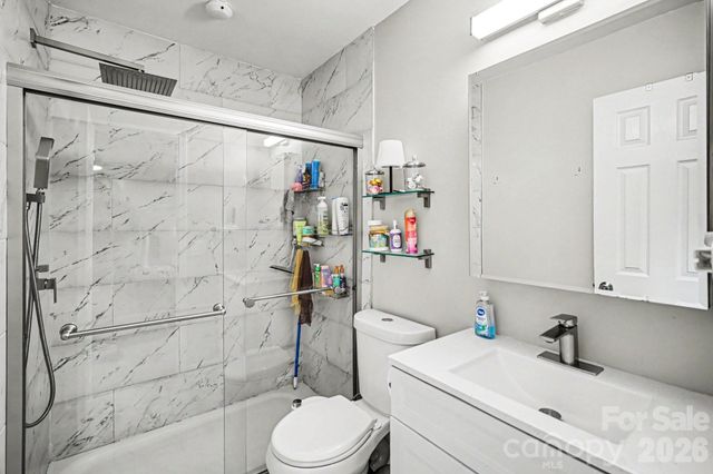 5909 Cougar Lane, Charlotte, NC 28269