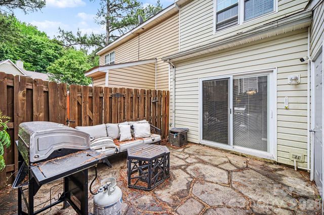 5909 Cougar Lane, Charlotte, NC 28269