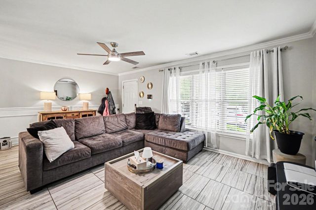 5909 Cougar Lane, Charlotte, NC 28269