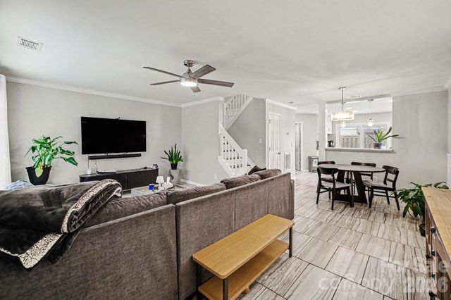 5909 Cougar Lane, Charlotte, NC 28269