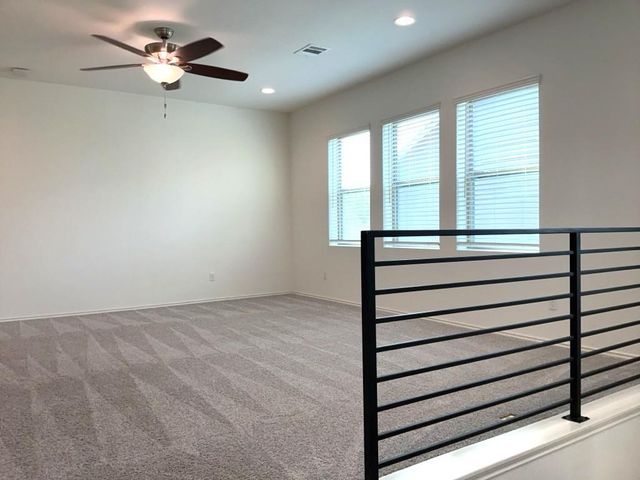 2305 Twisted Willow LN, Leander, TX 78641