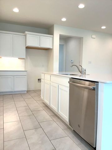 2305 Twisted Willow LN, Leander, TX 78641