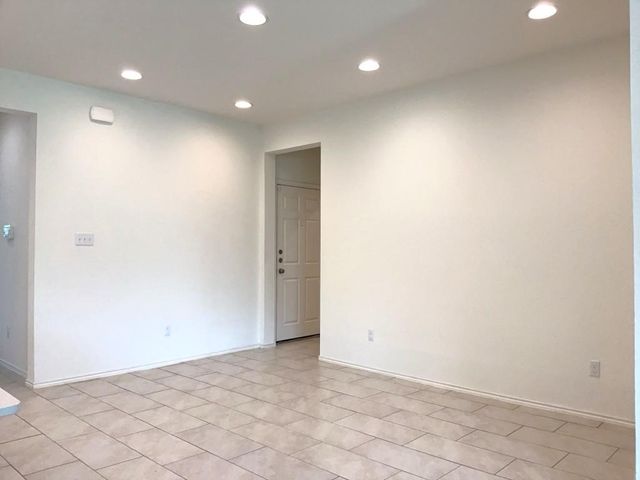 2305 Twisted Willow LN, Leander, TX 78641