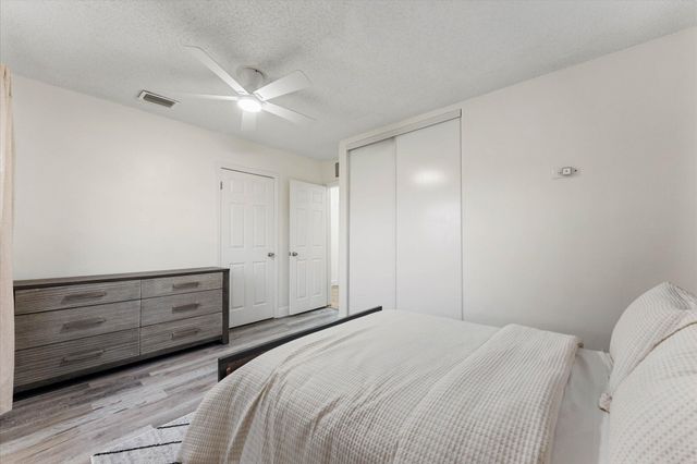 6515 SW 8th Place, North Lauderdale, FL 33068