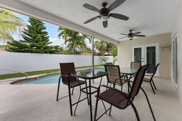 6515 SW 8th Place, North Lauderdale, FL 33068