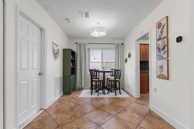 6515 SW 8th Place, North Lauderdale, FL 33068