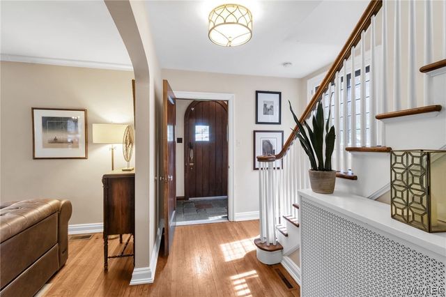 28 Bissell Drive, Amherst, NY 14226