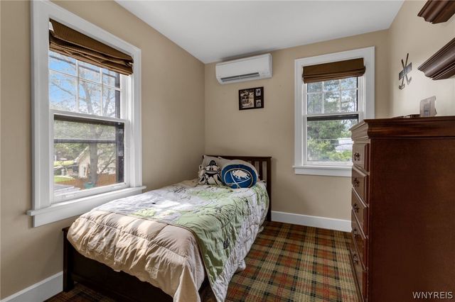 28 Bissell Drive, Amherst, NY 14226