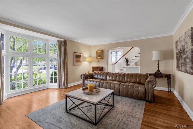 28 Bissell Drive, Amherst, NY 14226