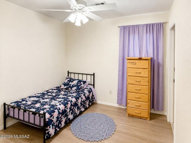 13211 E Mineta Ridge Drive, Vail, AZ 85641