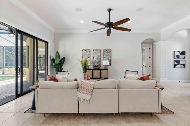 15403 LEVEN LINKS PLACE, Lakewood Ranch, FL 34202