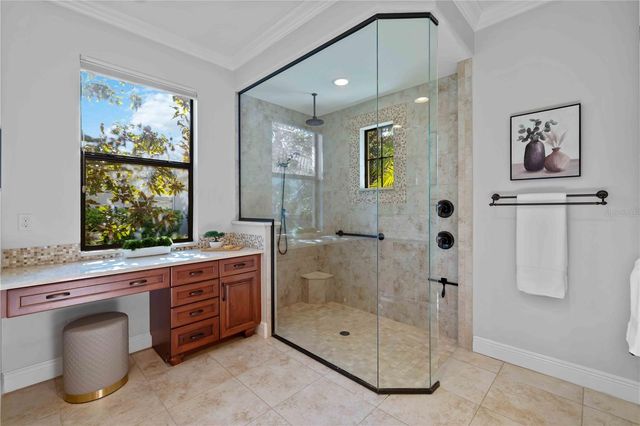 15403 LEVEN LINKS PLACE, Lakewood Ranch, FL 34202