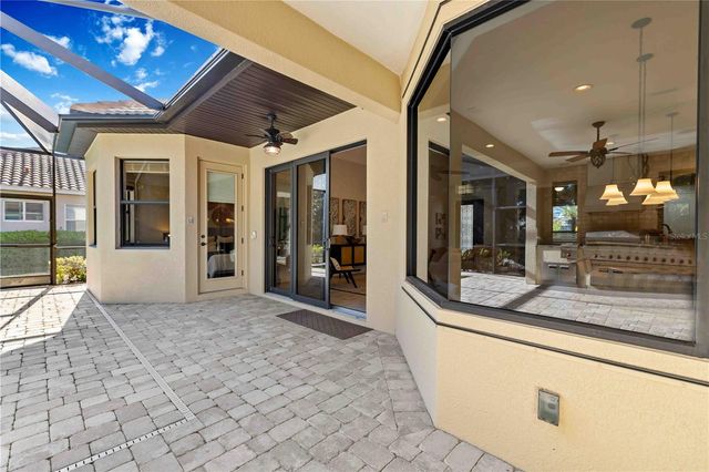 15403 LEVEN LINKS PLACE, Lakewood Ranch, FL 34202
