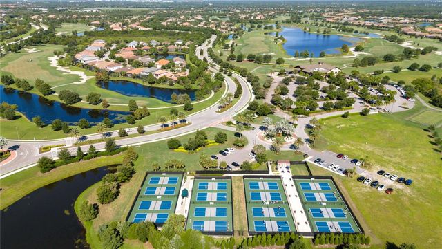 15403 LEVEN LINKS PLACE, Lakewood Ranch, FL 34202