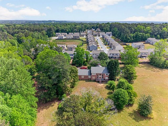 37 Simonton Road, Lawrenceville, GA 30046