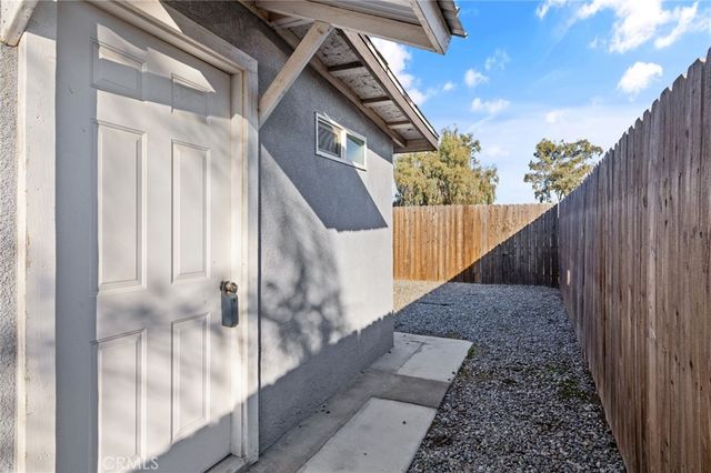 9893 Vista Avenue, Hanford, CA 93230