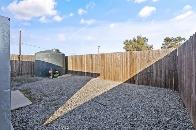 9893 Vista Avenue, Hanford, CA 93230