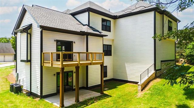 535 Michael Circle, Monroe, GA 30655