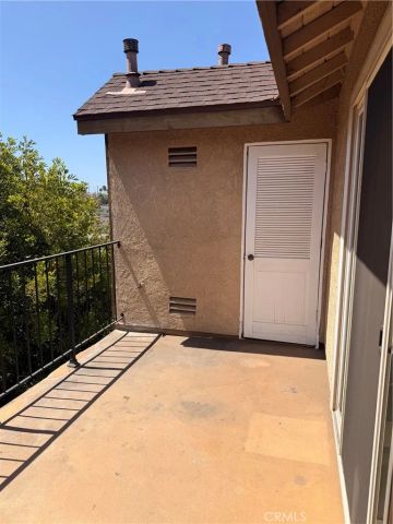 4201 W 5th St. 332, Santa Ana, CA 92703